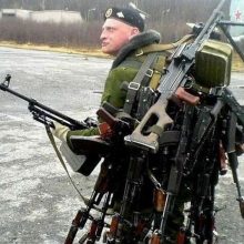 Приколы с оружием. (11 фото)