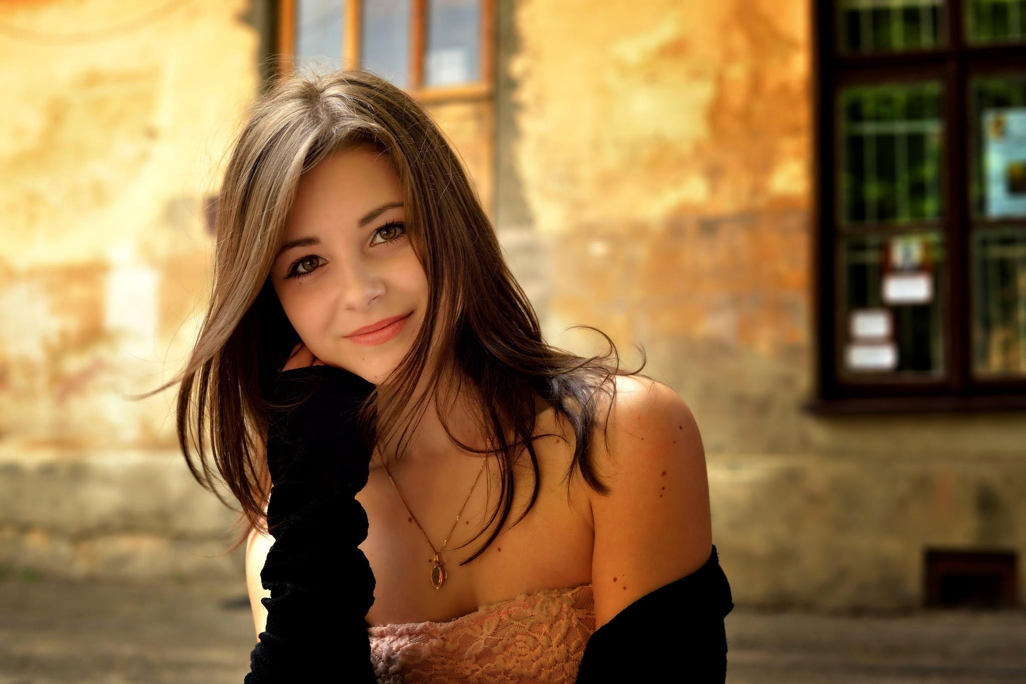 Голые тетки