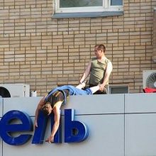 Слабоумие и отвага или почему мужчины живут меньше женщин! (26 фото)