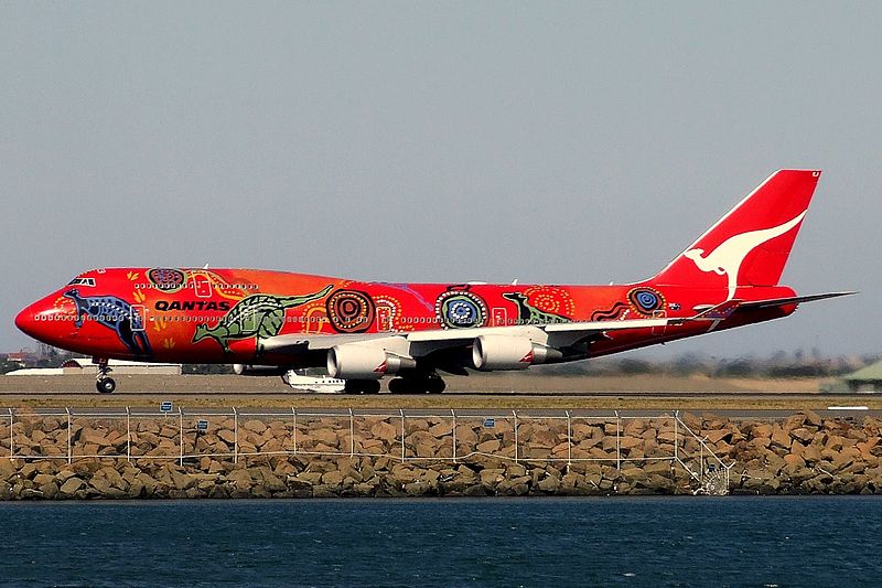 800px-Qantas_Boeing_747-400ER
