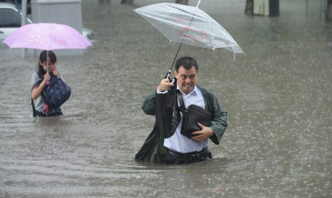 На улице дождик картинки прикольные