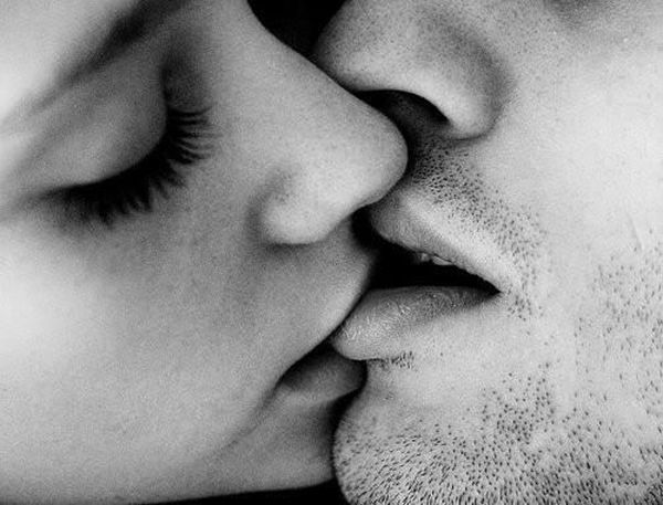 Поцелуй Парня И Девушки В Губы Фото