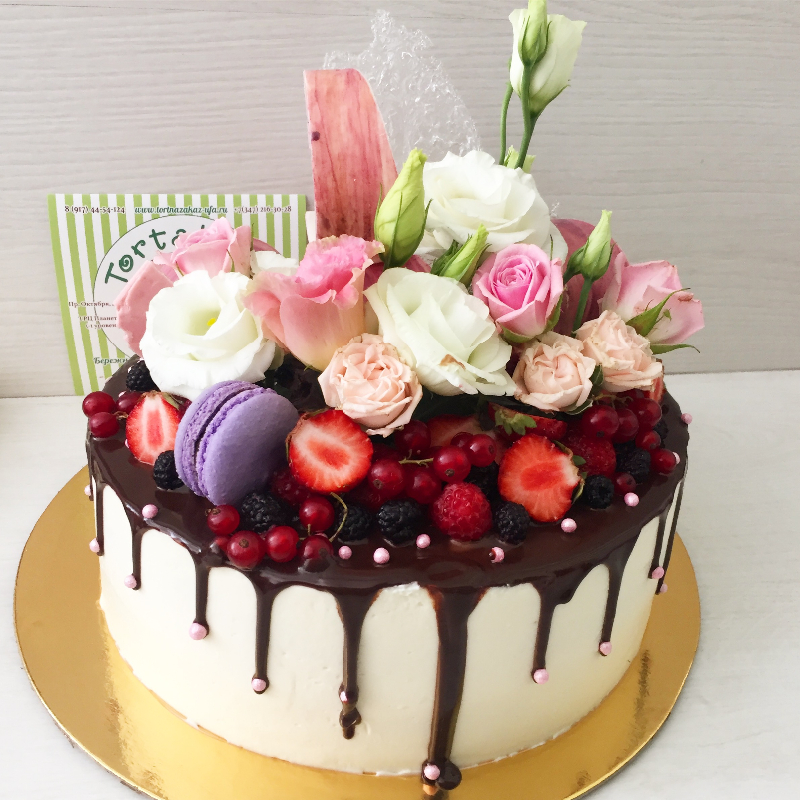 Фото торт с днем рождения женщине красивые оригинальные